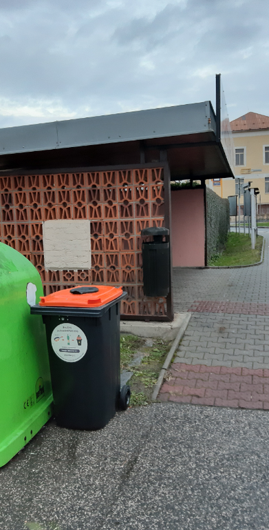 Kontejner na použitý jedlý olej