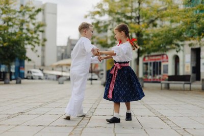PRVNÍ ROČNÍK FESTIVALU OSTRAVSKÉ DNY FOLKLORU